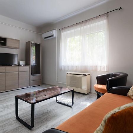 Apartamento Nimród Apartman Eger Exterior foto